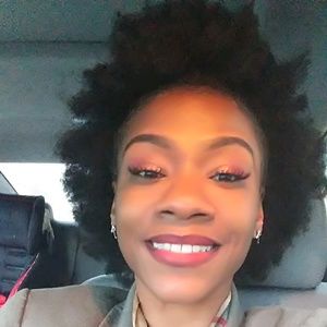 Meet your Posher, Marqueshia